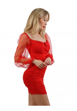 Robe opaque rouge manches longues voile
